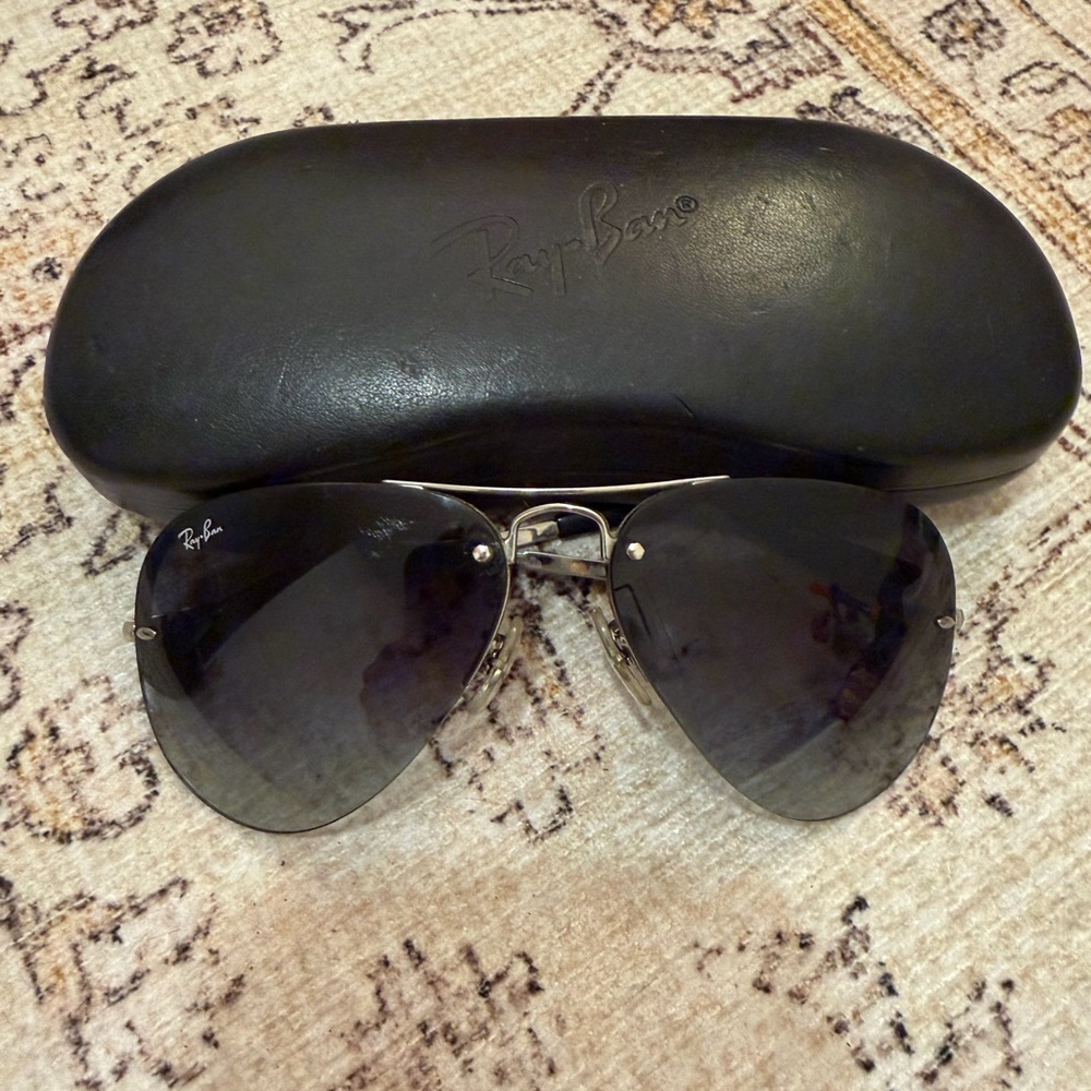 Ray-Ban Silver and Black Aviator Sunglasses